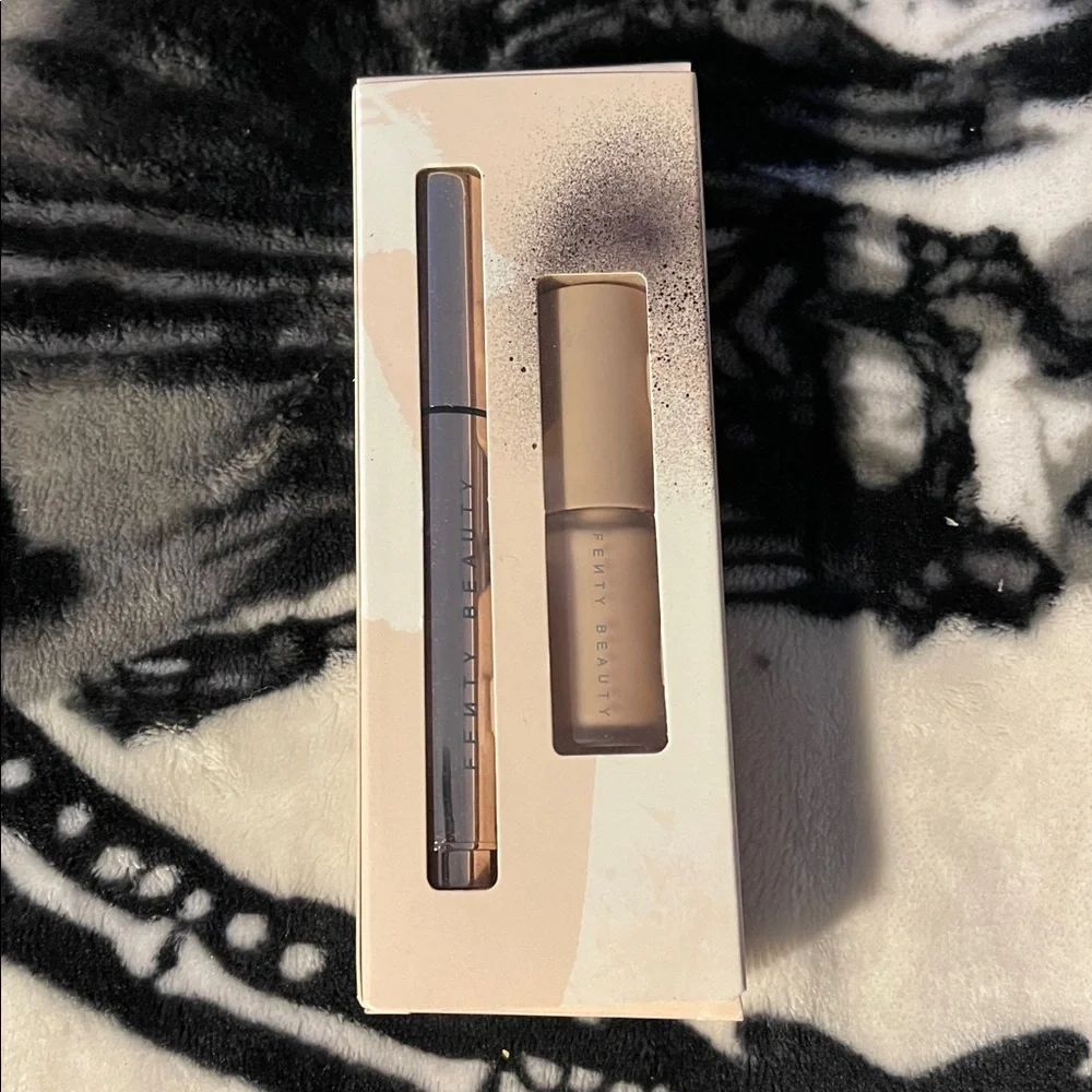 Fenty Beauty Fly Baby Mini Eye Primer and Liner Kit